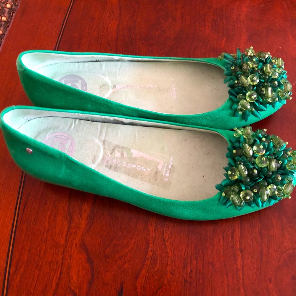 Fun green flats